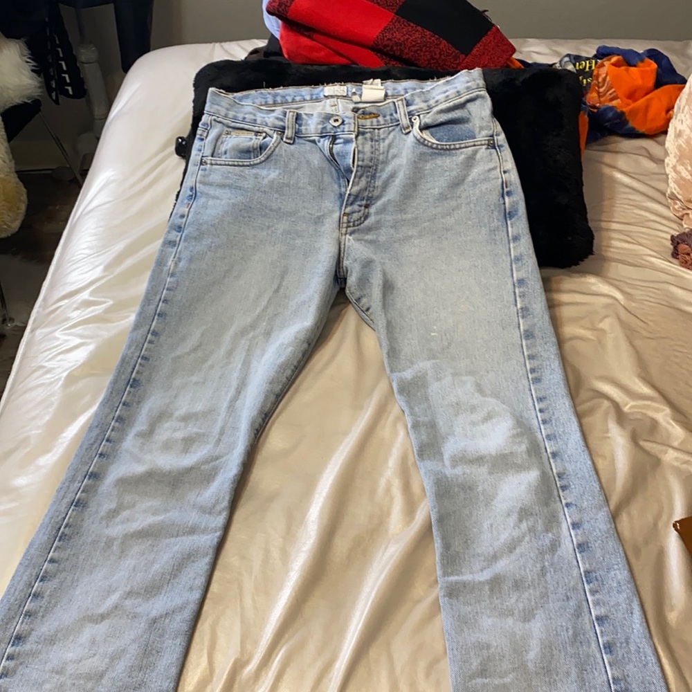 Light wash boot leg